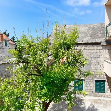 Apartament And Stone House