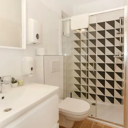 And Stone House Apartament *