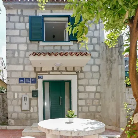 Apartament And Stone House Split